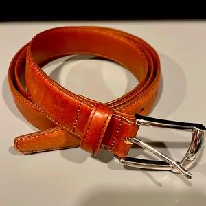 Brooks Brothers Italian Leather size 42 belt.
